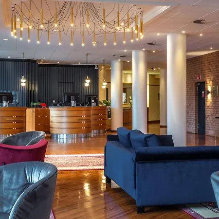 راديسون بلو كارلسروه فندق 4*