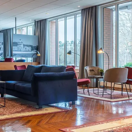 卡尔斯鲁厄丽笙酒店 酒店 4*