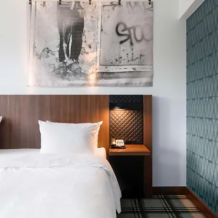 卡尔斯鲁厄丽笙酒店 4*