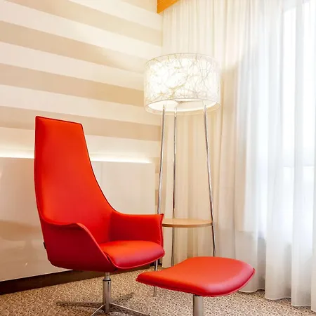 راديسون بلو كارلسروه فندق