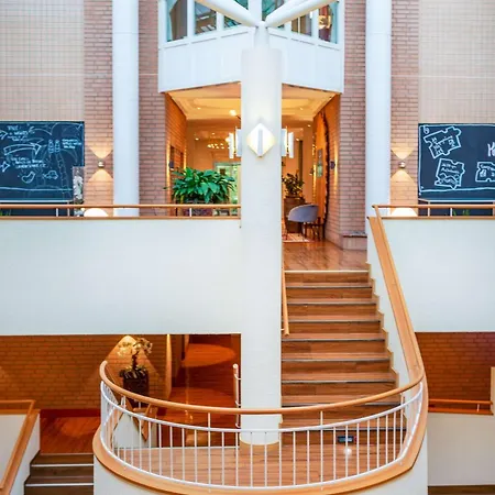 卡尔斯鲁厄丽笙酒店 埃特林根