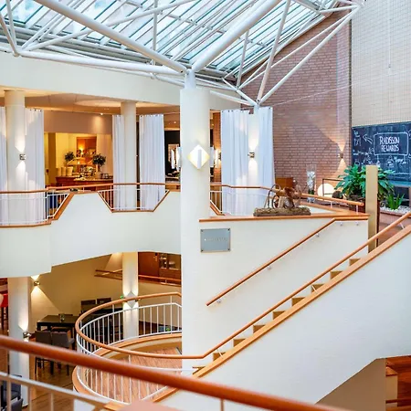 فندق راديسون بلو كارلسروه 4*